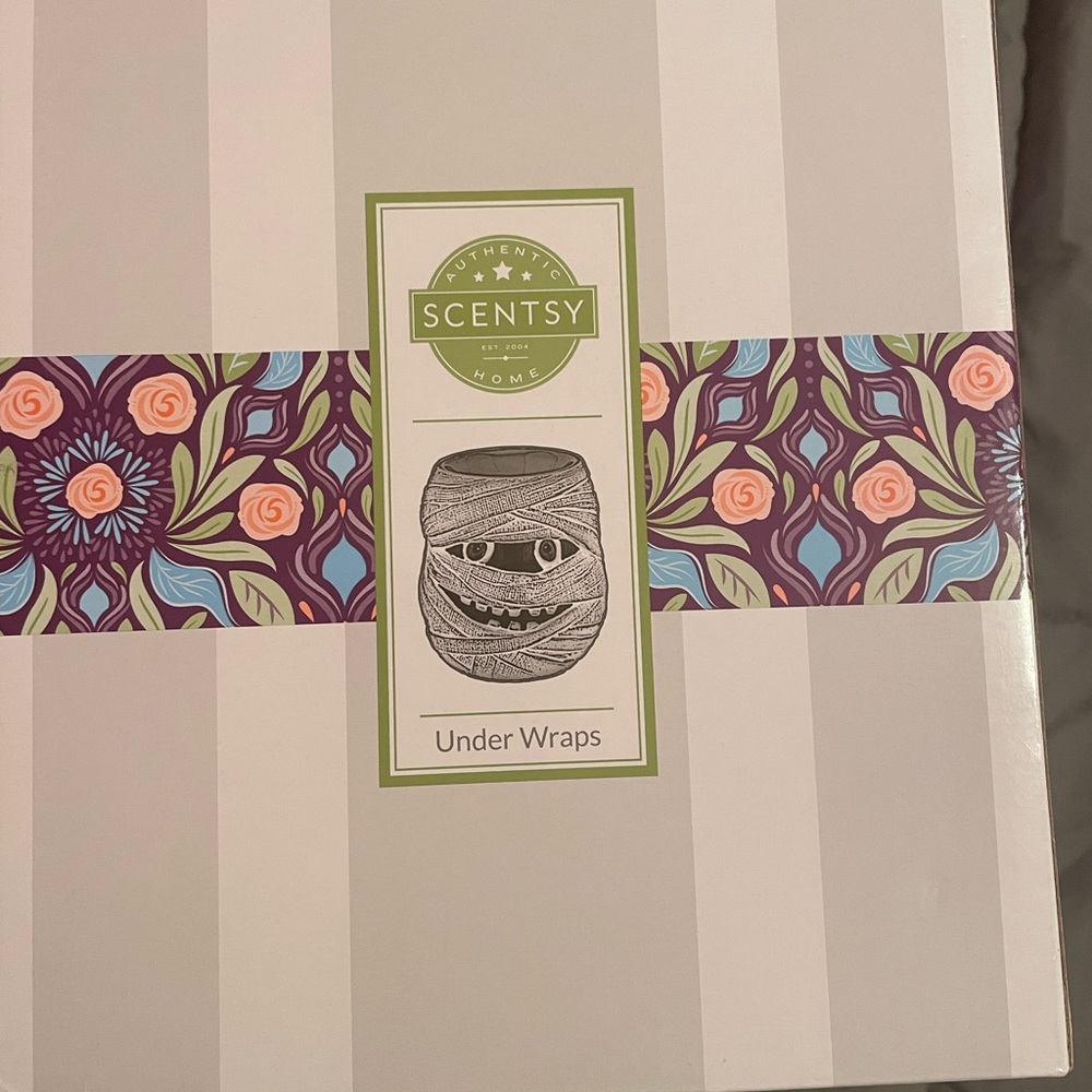 Scentsy Under Wraps warmer